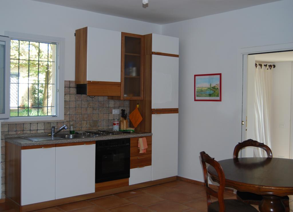 Casa Vacanze Vigna Di Valle Bracciano  Phòng bức ảnh