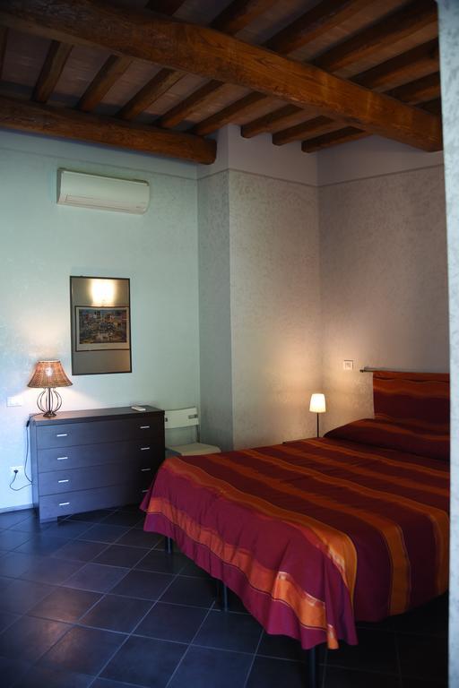 Casa Vacanze Vigna Di Valle Bracciano  Phòng bức ảnh