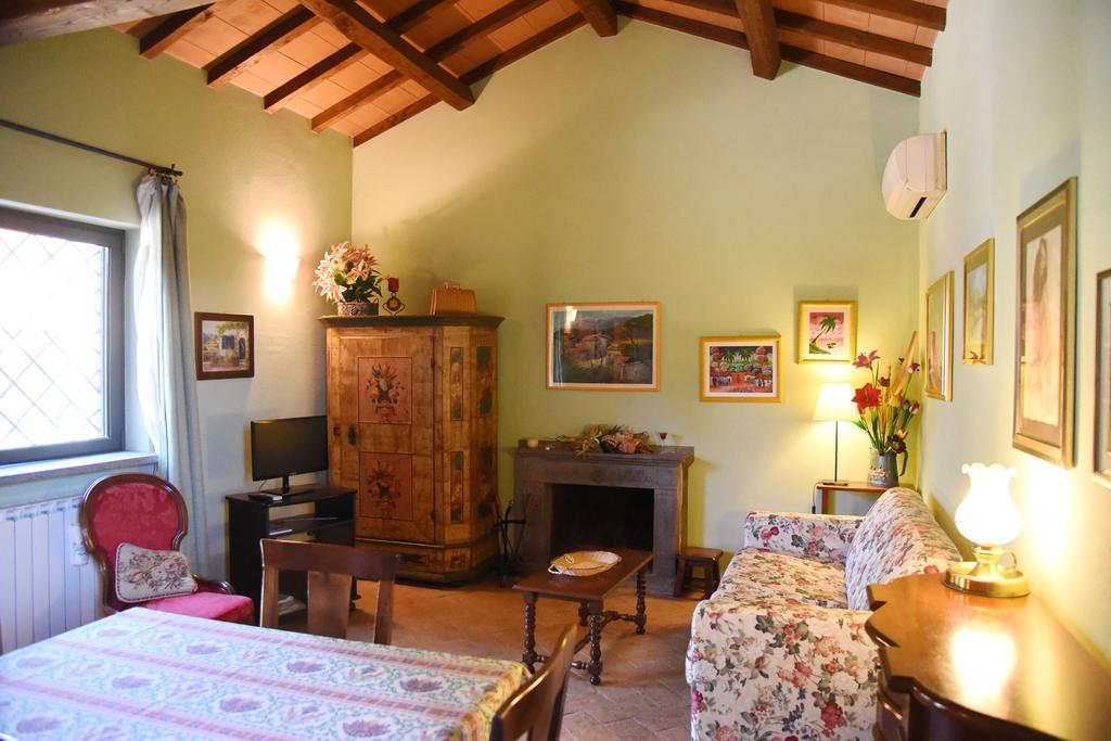 Casa Vacanze Vigna Di Valle Bracciano  Phòng bức ảnh